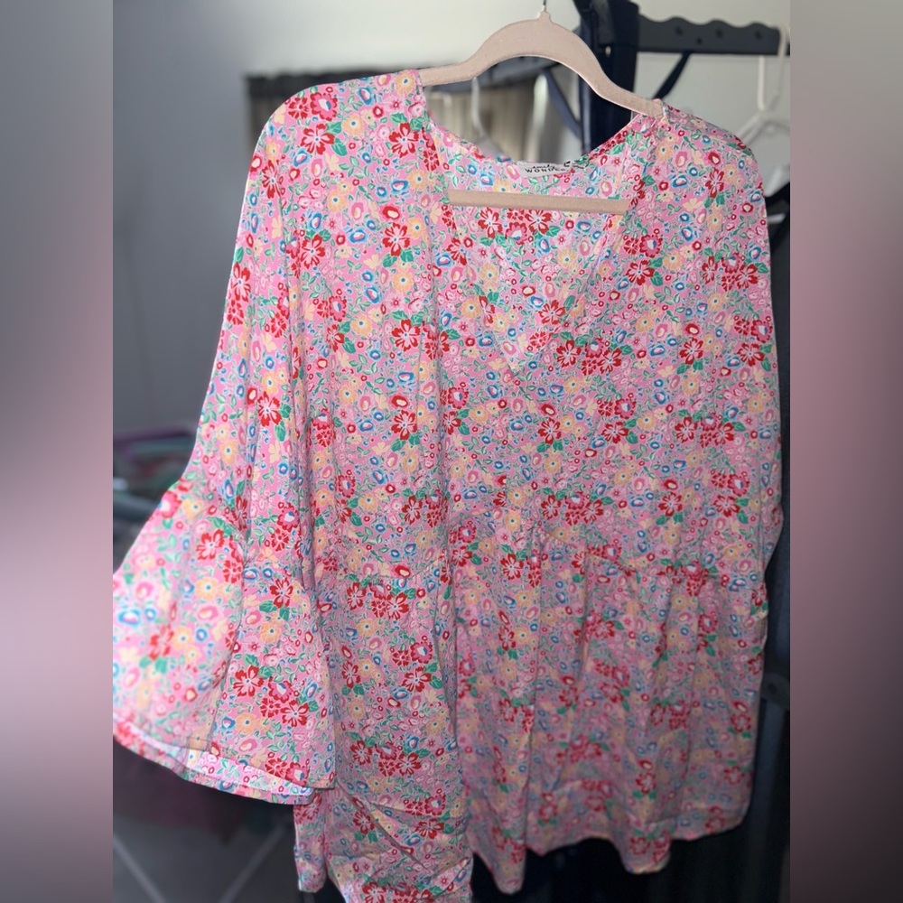 Emily Wonder  Floral V-Neck Peasant Top